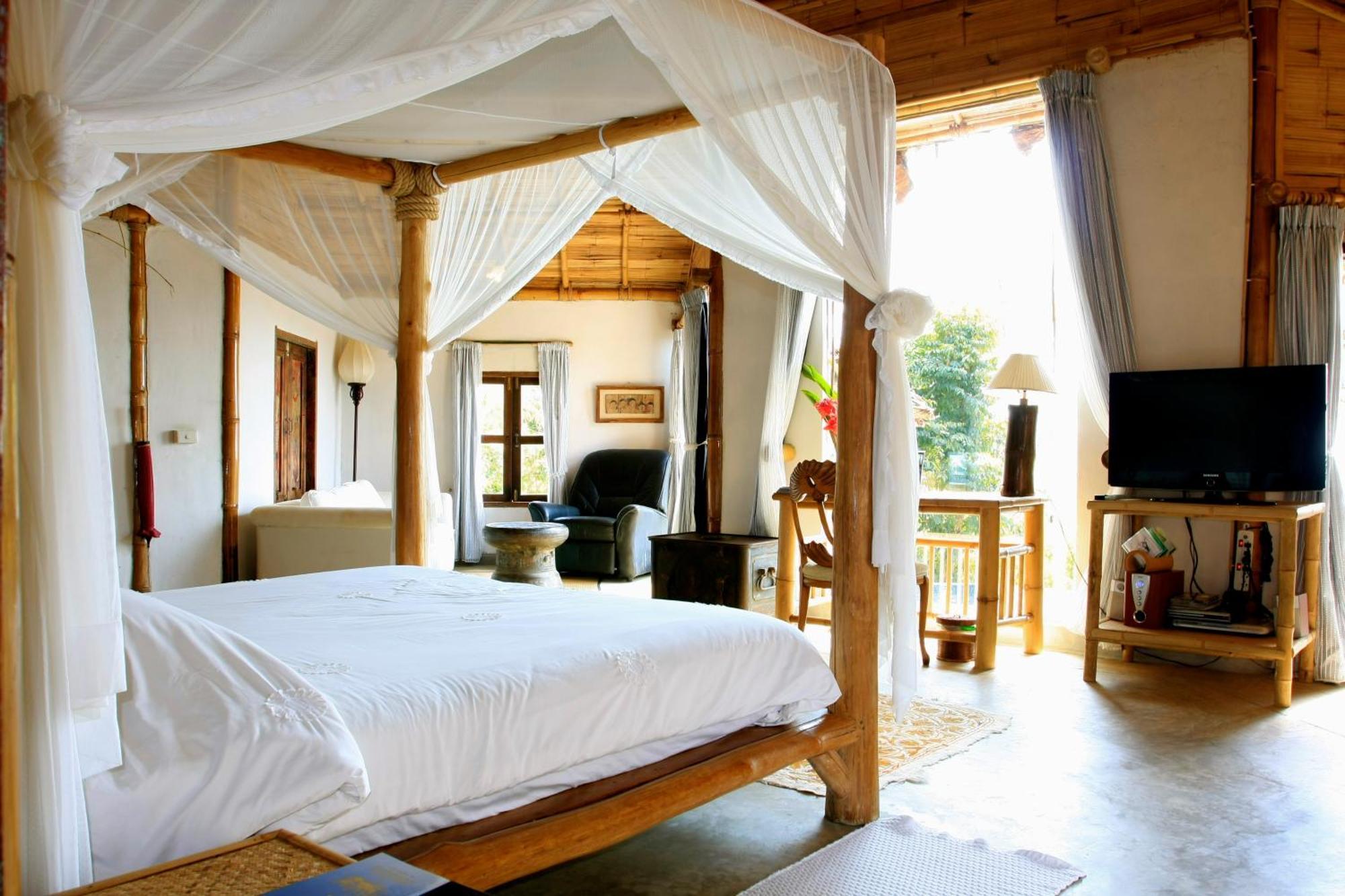 Resor Phu Chaisai Chiang Rai Mountain