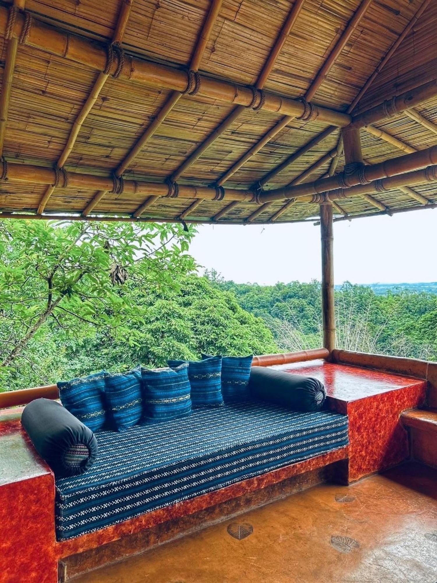 Resor Phu Chaisai Chiang Rai Mountain